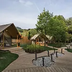 Glamping Olimia Adria Village 5* 포드체트르테크