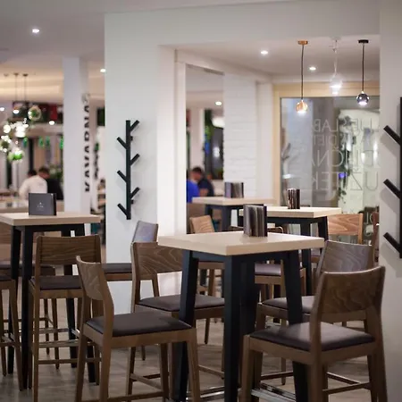 Glamping Olimia Adria Village Tente de luxe 5*