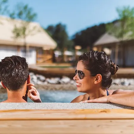 Glamping Olimia Adria Village Tente de luxe 5*