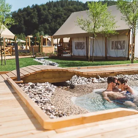 Lyxtält Glamping Olimia Adria Village 5*
