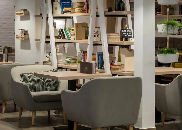 Glamping Olimia Adria Village 5* 博德森特克